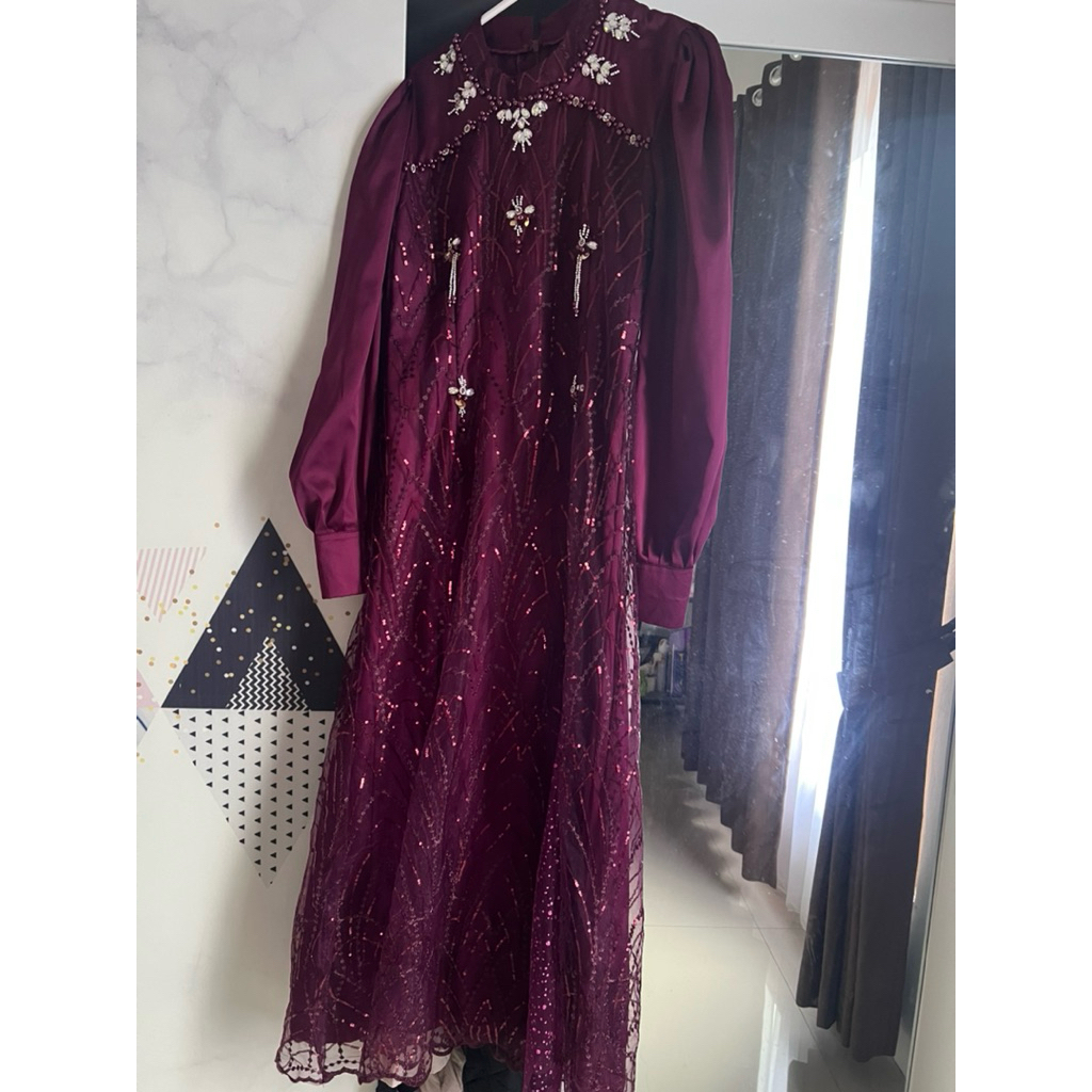 Dress Kondangan Burgundy/Broklat