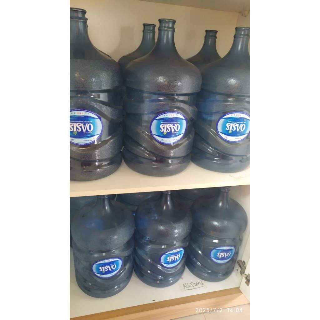 Galon Oasis kosong Tanpa isi Galon kosong khusus Grab / Gojek Galon Air mineral Oasis Aqua le minera