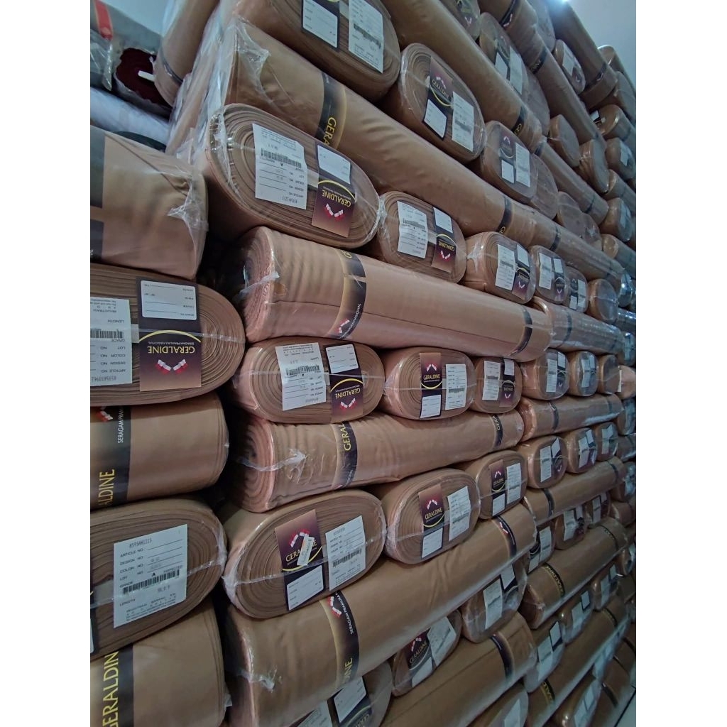 kain tebal empuk larici/rapilo merk geraldine warna pramuka atas, bawah dan satpam harga roll/grosir