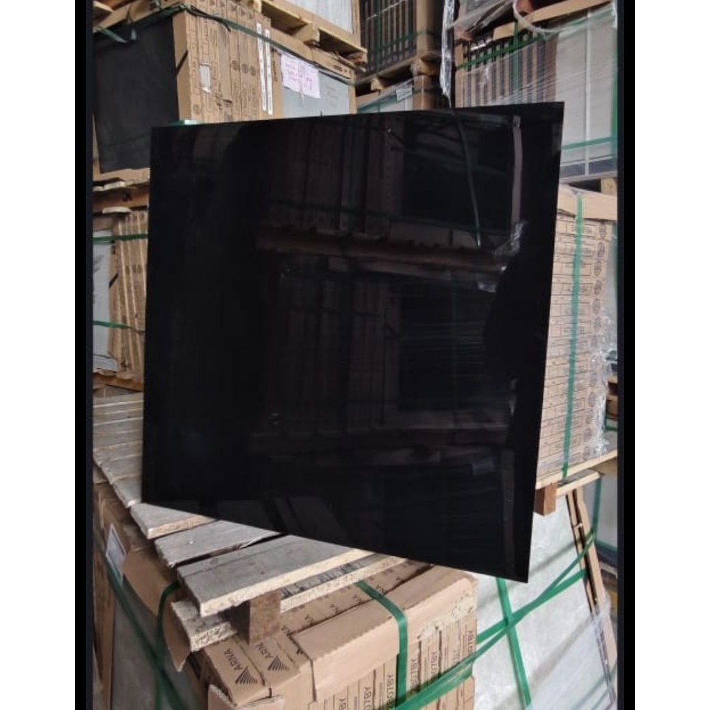 Granit lantai dinding Hitam polos Glossy kilap 60x60