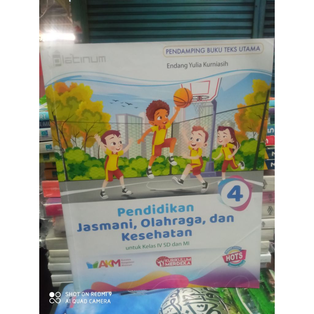 Buku pjok pendidikan jasmani olahraga dan kesehatan untuk SD kelas 4 kurikulum merdeka platinum