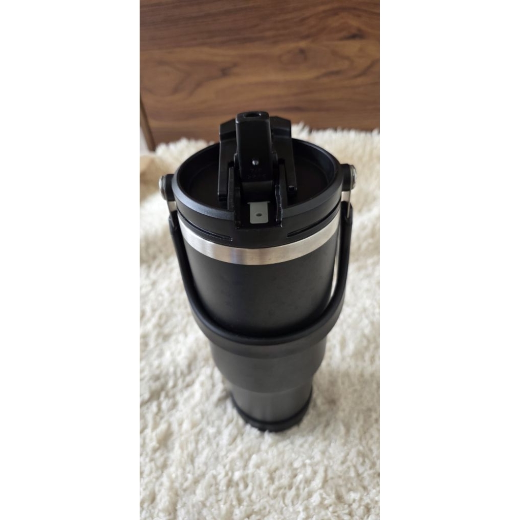 (PRELOVED)Tumbler Tyeso 1200ml