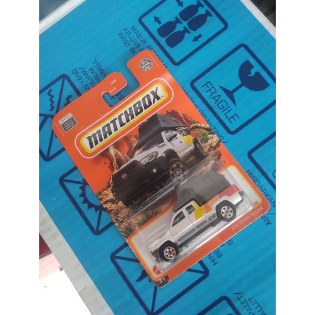 matchbox 2014 toyota tacoma