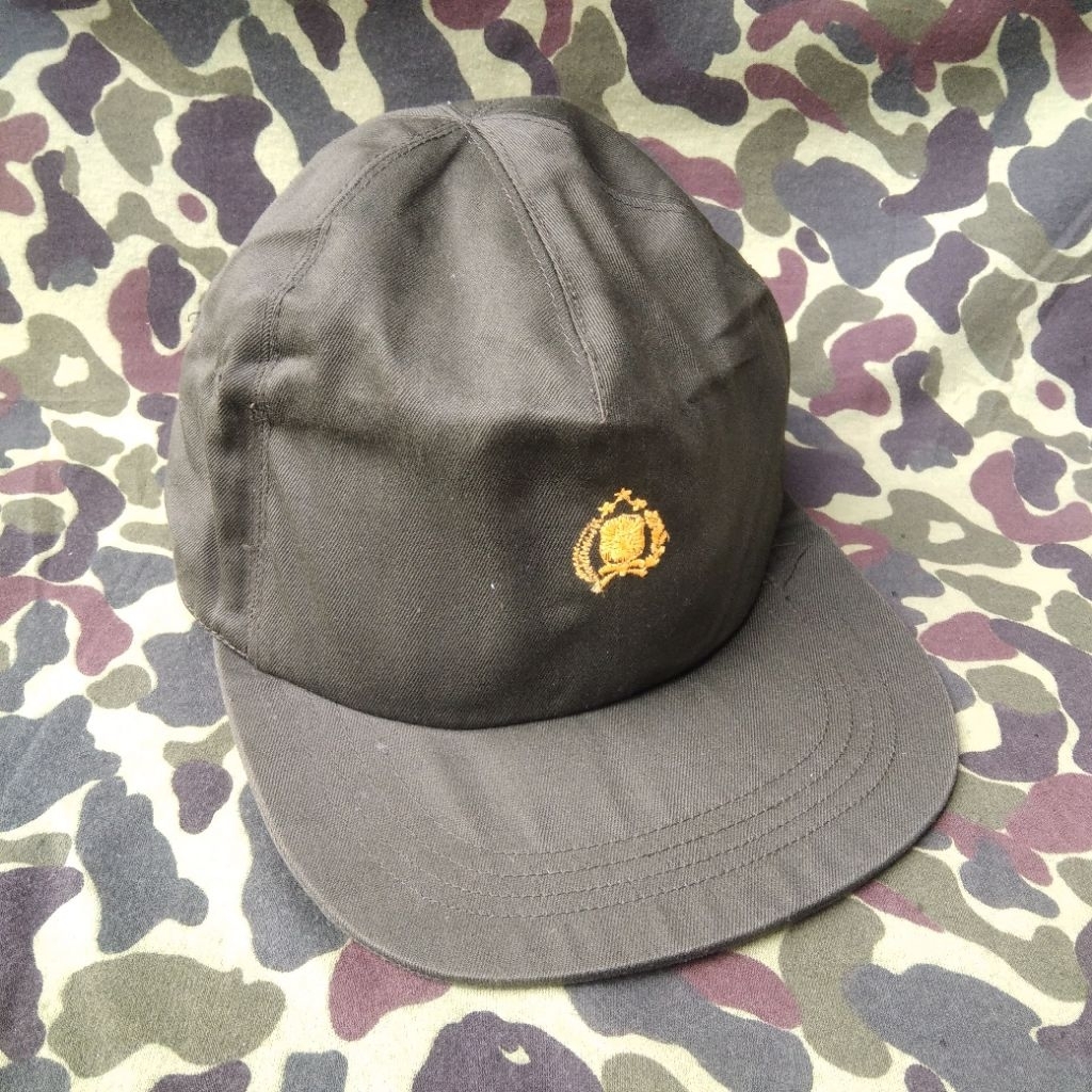 topi polisi jadul brimob era abri topi bagong pdl hijau operasi seroja timtim topi jadul menpor resi