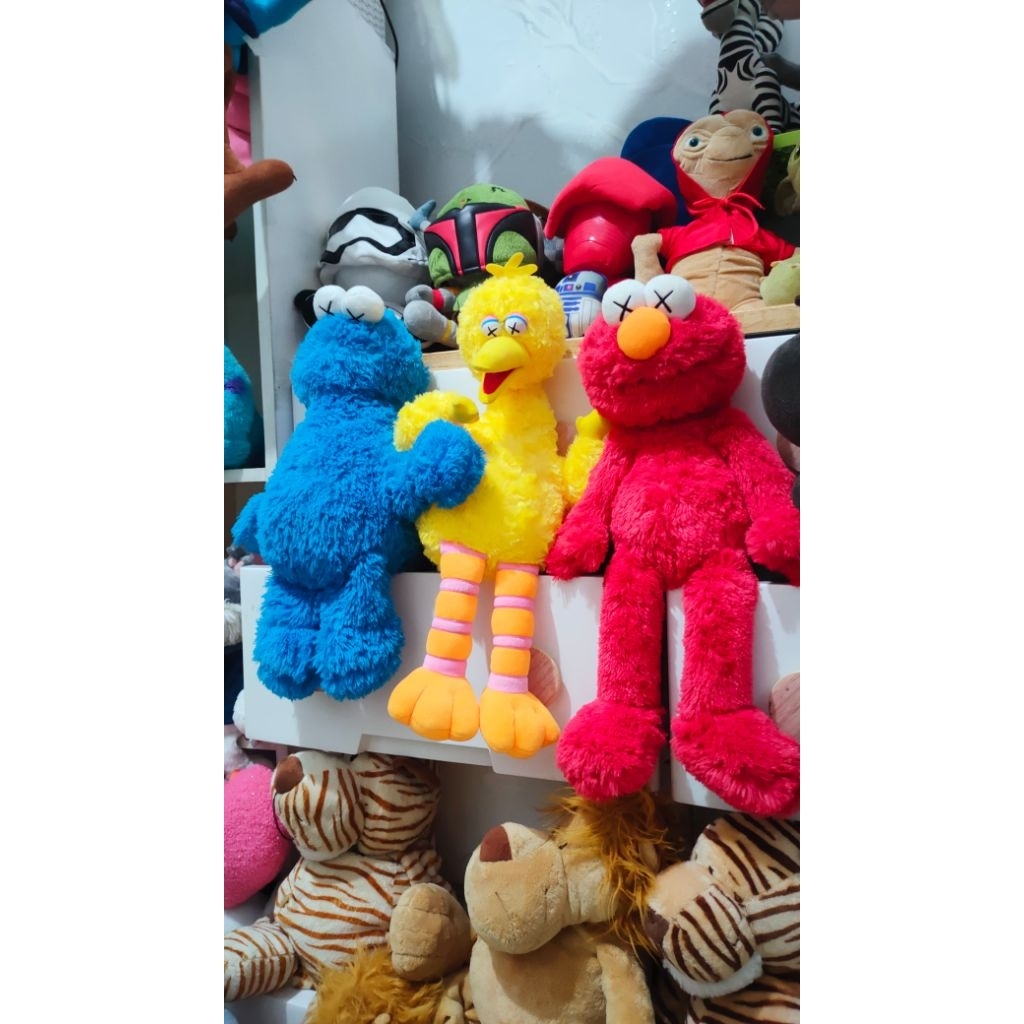 3 pcs boneka kaws sesame street original plush x Uniqlo