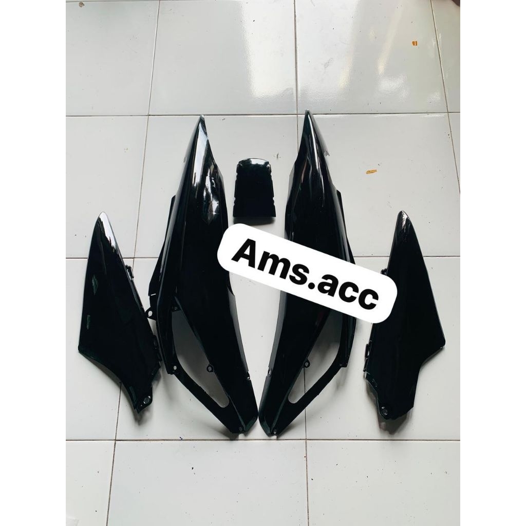 Cover body kanan kiri Supra X 125 new Batman Supra X 125 lama