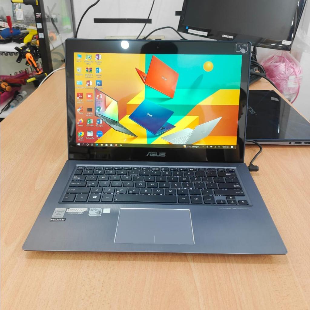 Laptop Asus UX302LJ / Core i5 Gen 4 / VGA GT 730M / Touchscreen