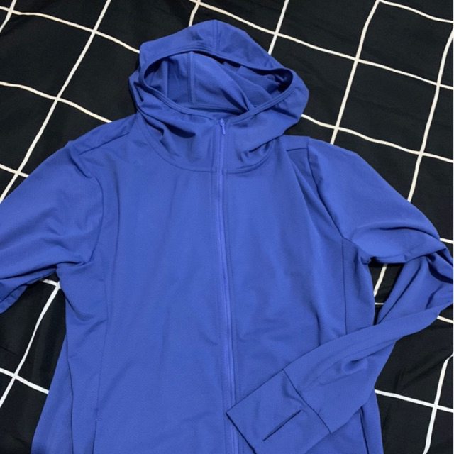 UNIQLO AIRISM ANTI UV JACKET