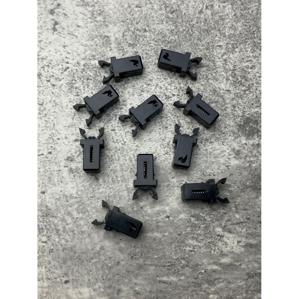 PENGUNCI LACI VARIO 125 SCOOPY ADV AEROX LAMA