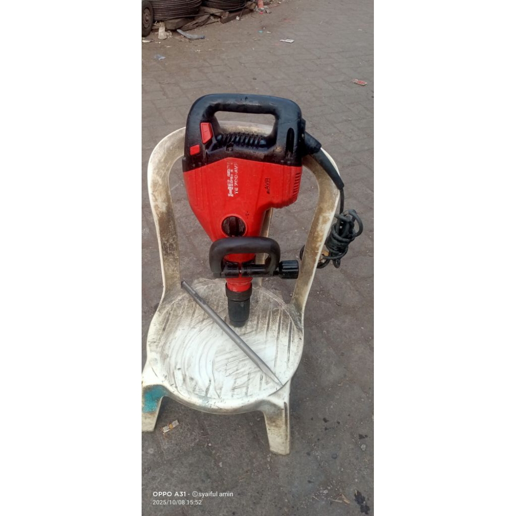 JACK HAMMER SDS MAX HILTI TE 700-AVR (SECOND)