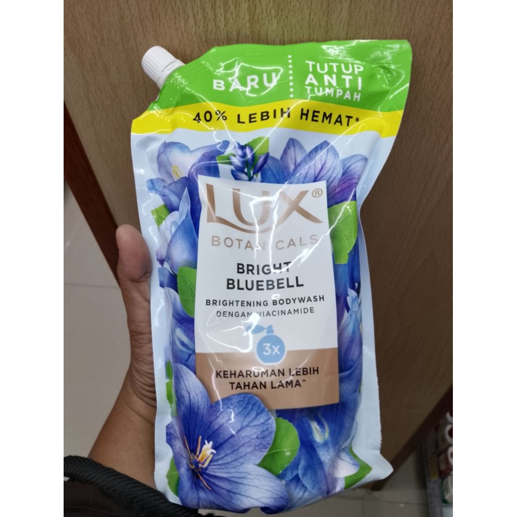 LUX sabun mandi cair