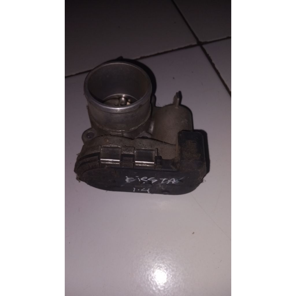 trotol body ford fiesta 1,4 1400 cc manual