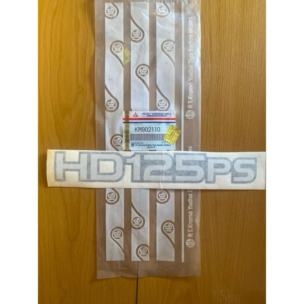 Stiker HD125PS Original Sticker Canter HD 125 PS KM902110 l