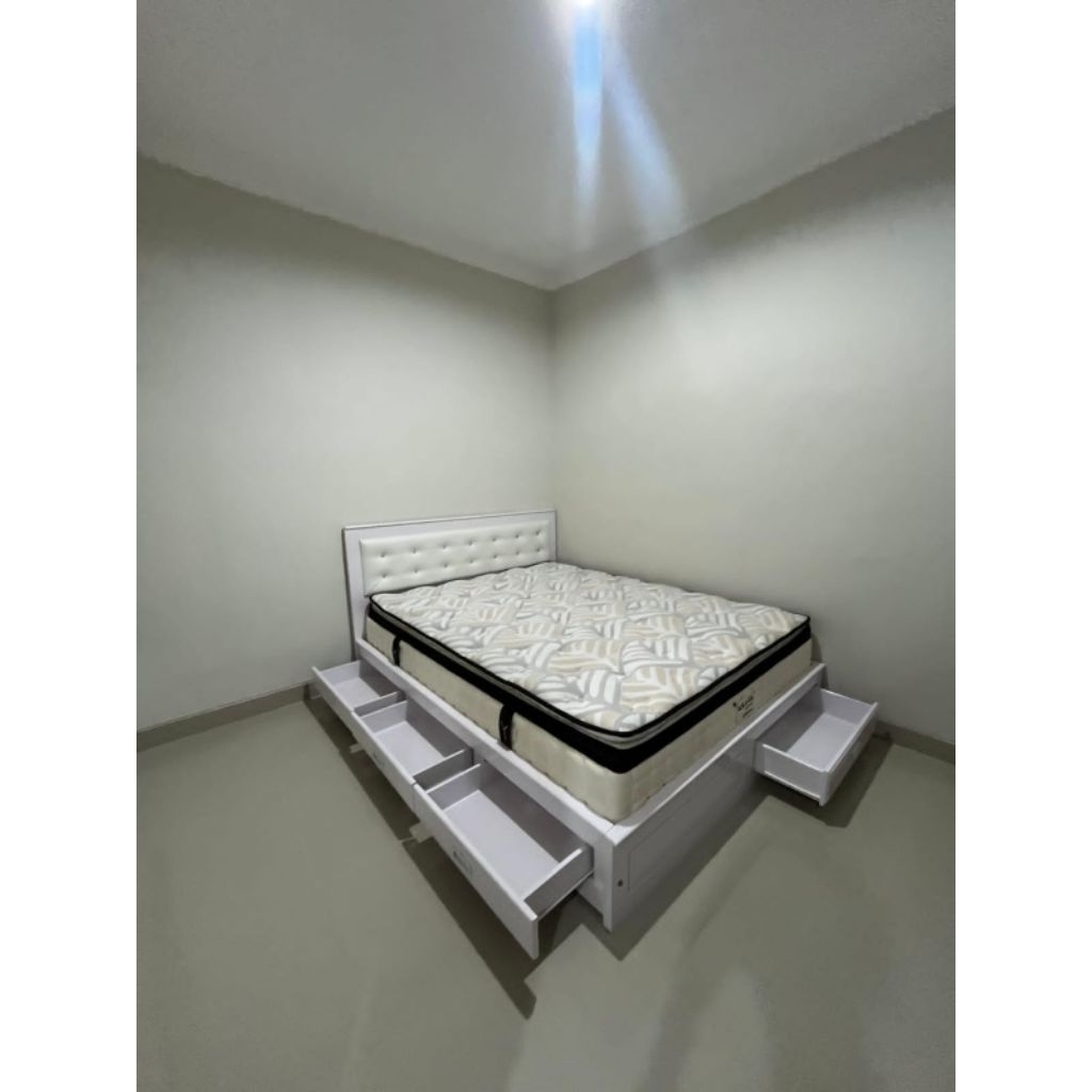 dipan laci || tempat tidur || tempat tidur laci minimalis || dipan laci minimalis