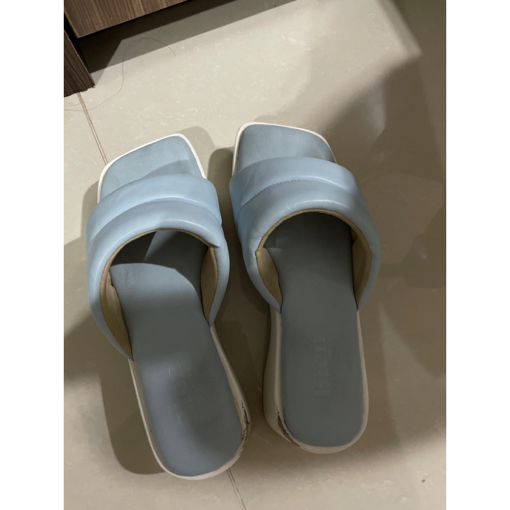 preloved bien bali size 38