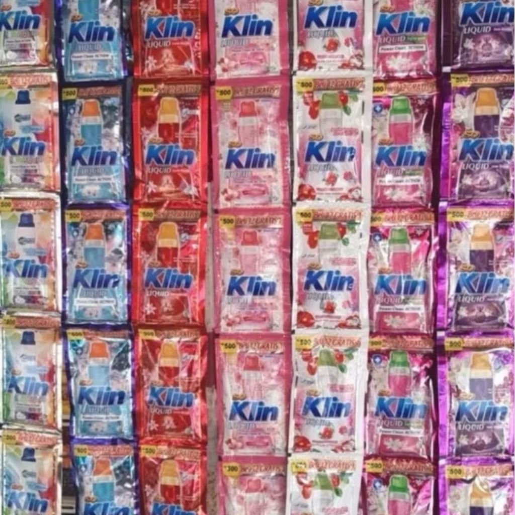 1paket isi 65sachet Soklin detergent cair 500an/Soklin softergent liquid 500an isi 65 sachet