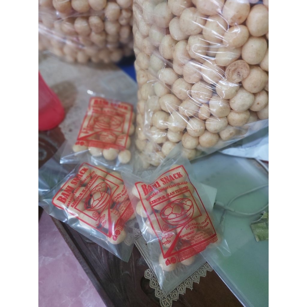 kerupuk ikan tengiri khas cilacap