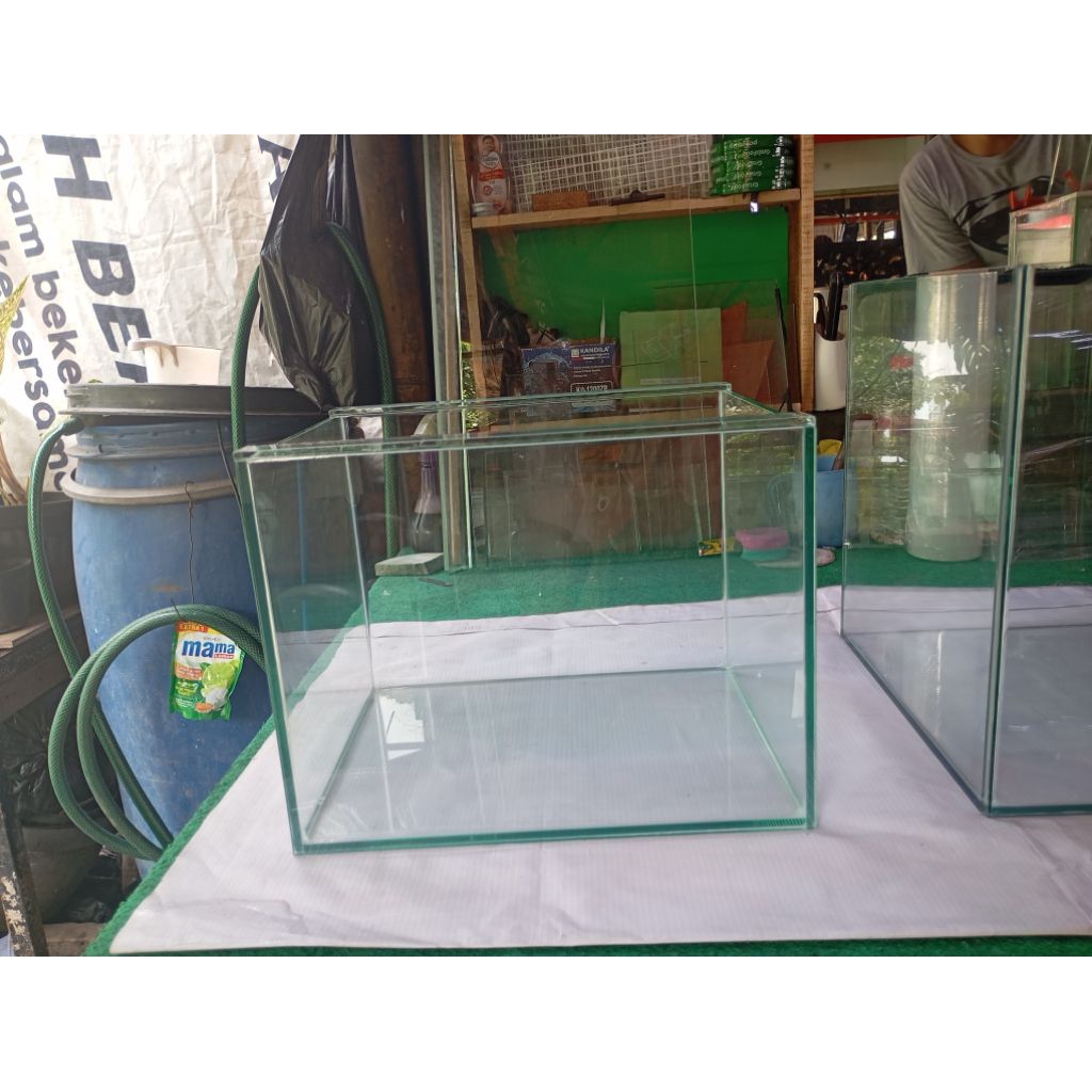 Aquarium 30x25x25 cm