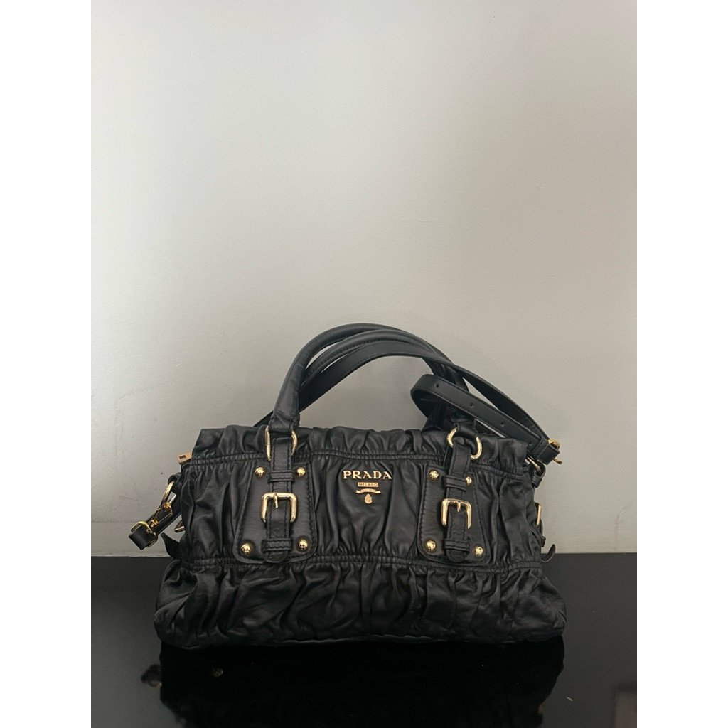 PRADA Tote Bag (Second like New)