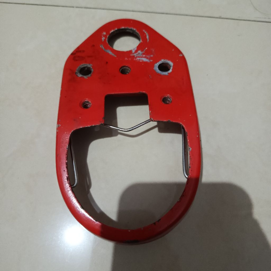 segitiga atas Honda C200 C201 CT200 original