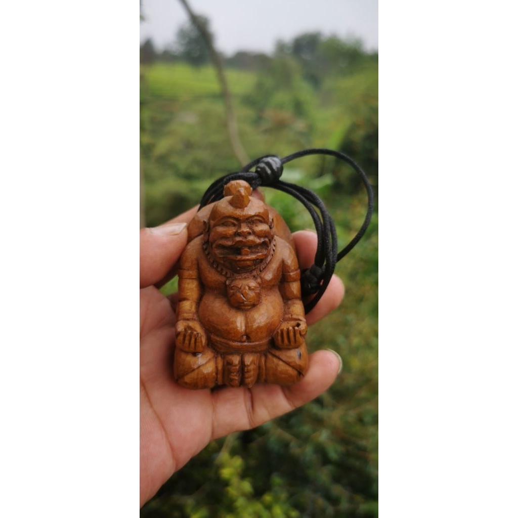 kalung kayu kaboa asli garut motip ukiran semar meditasi