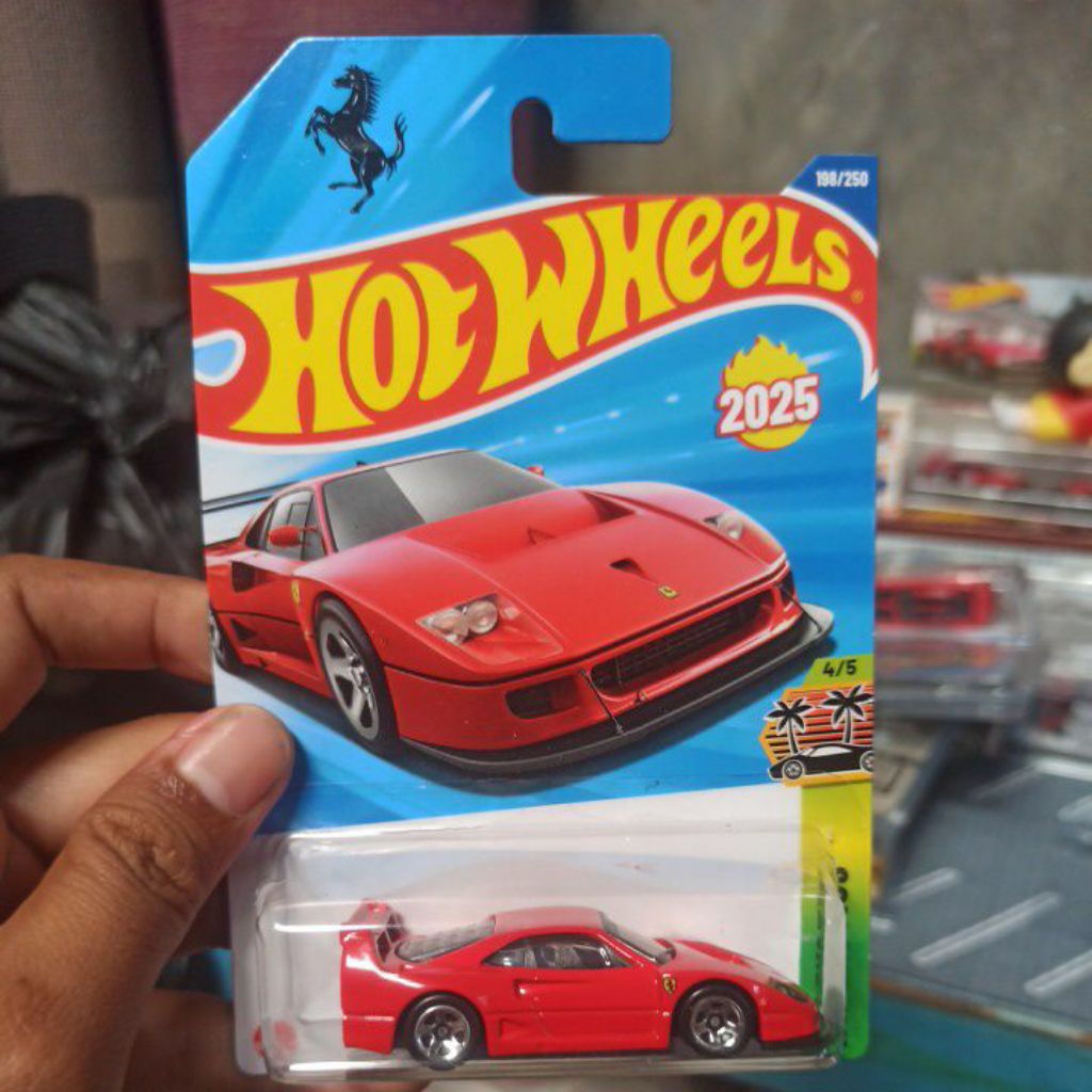 Hot wheels ferrari f40