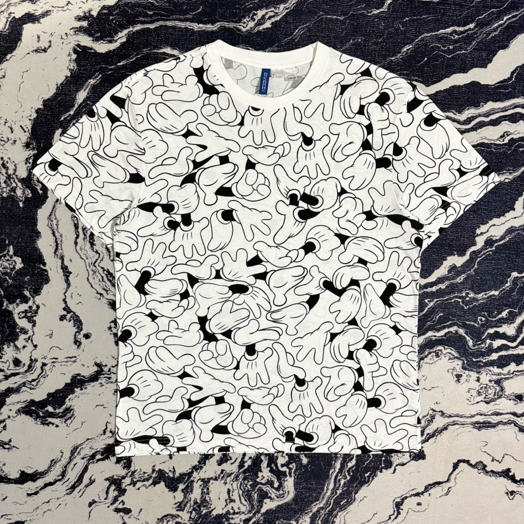 Disney h&m all over print tshirt kaos