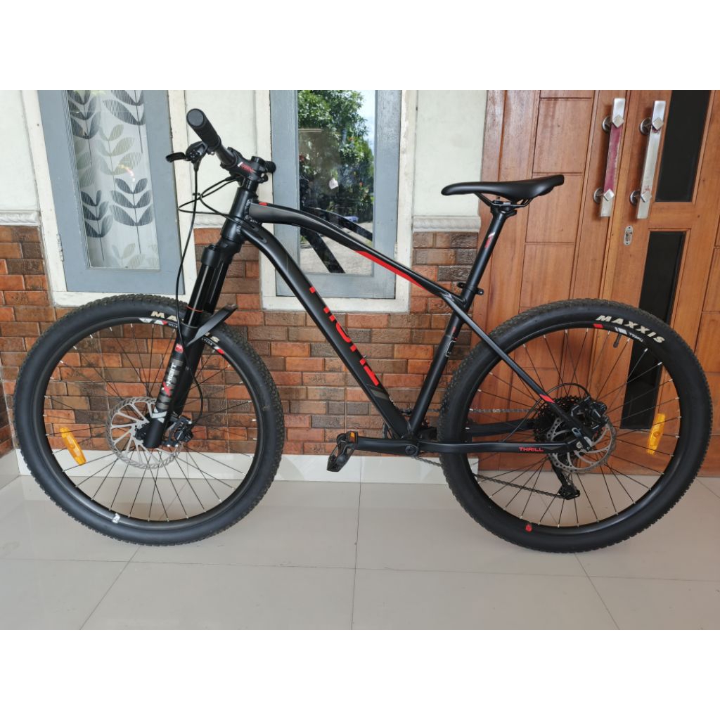 MTB sepeda gunung Thrill Vanquish 1.0 2021 upgrade