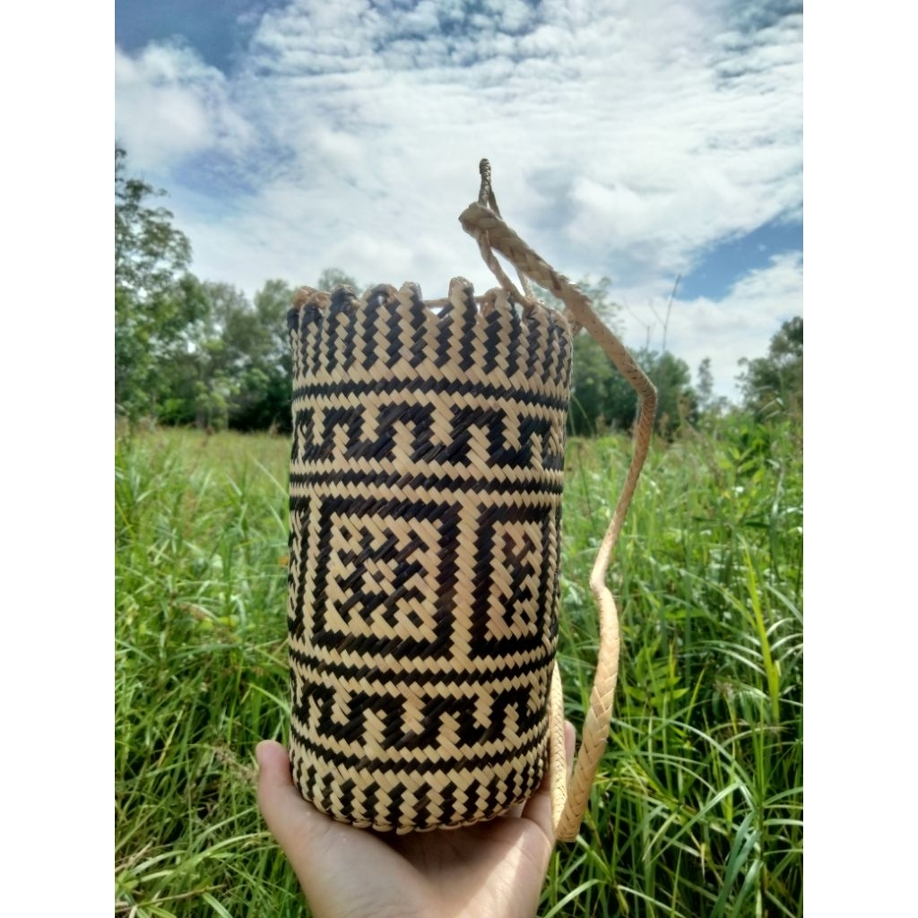 Tas Anjat Khas Kalimantan / Tas Rotan