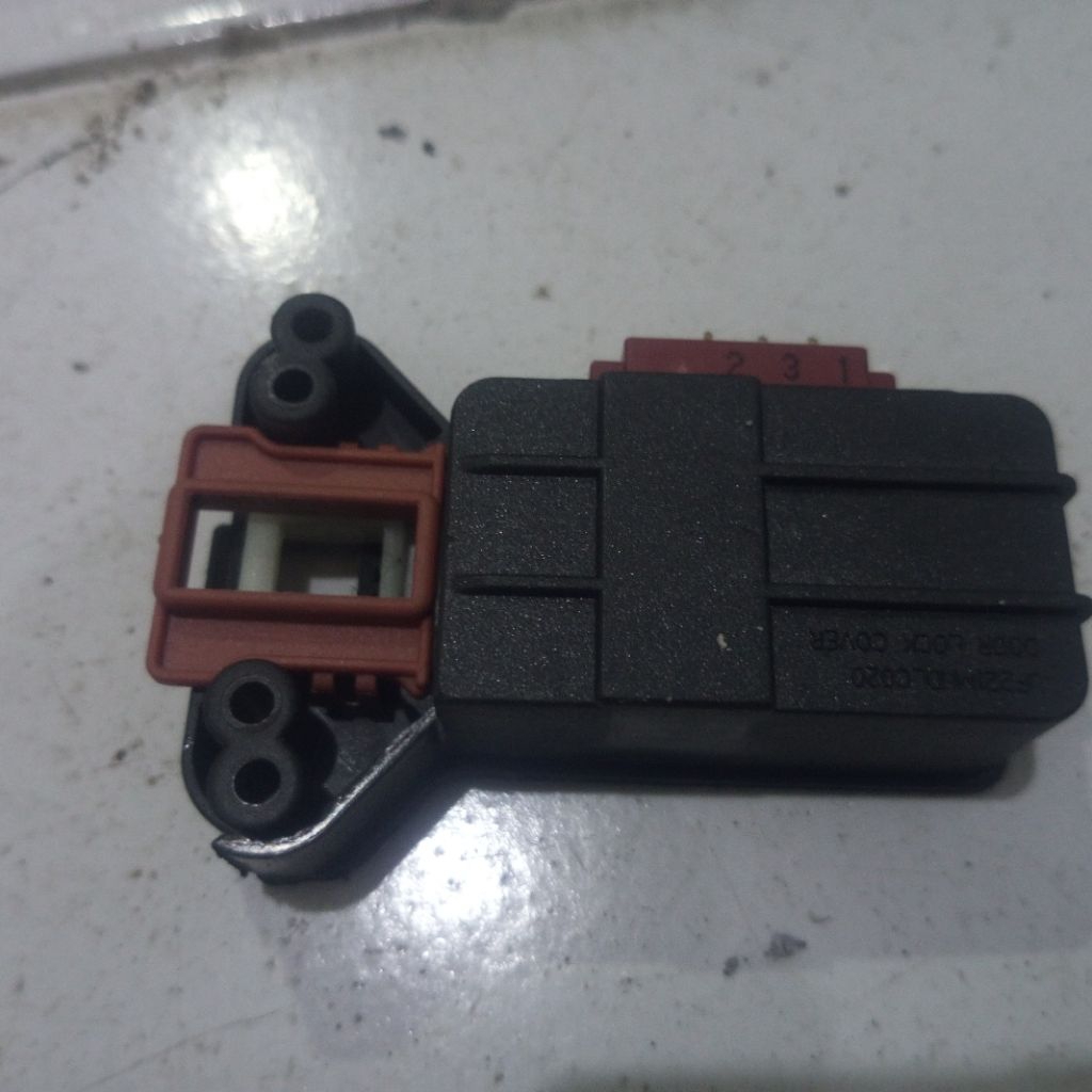 Switch pintu,door lock mesin cuci Panasonic
