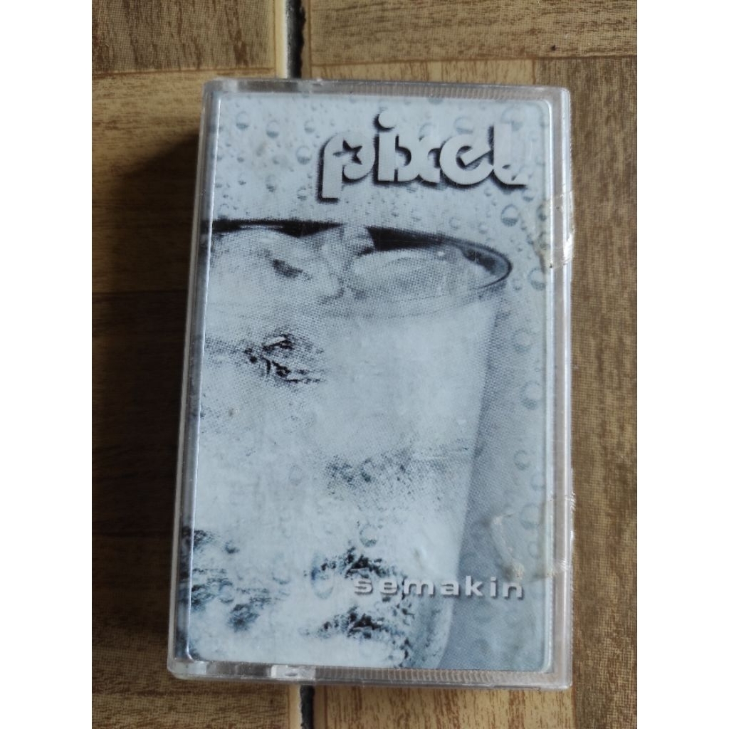 kaset pita PIXEL "semakin"