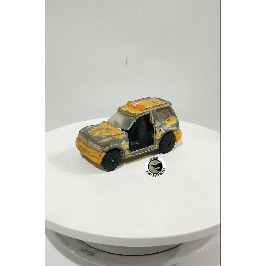 Tomica Mitsubishi Pajero Diecast RBH