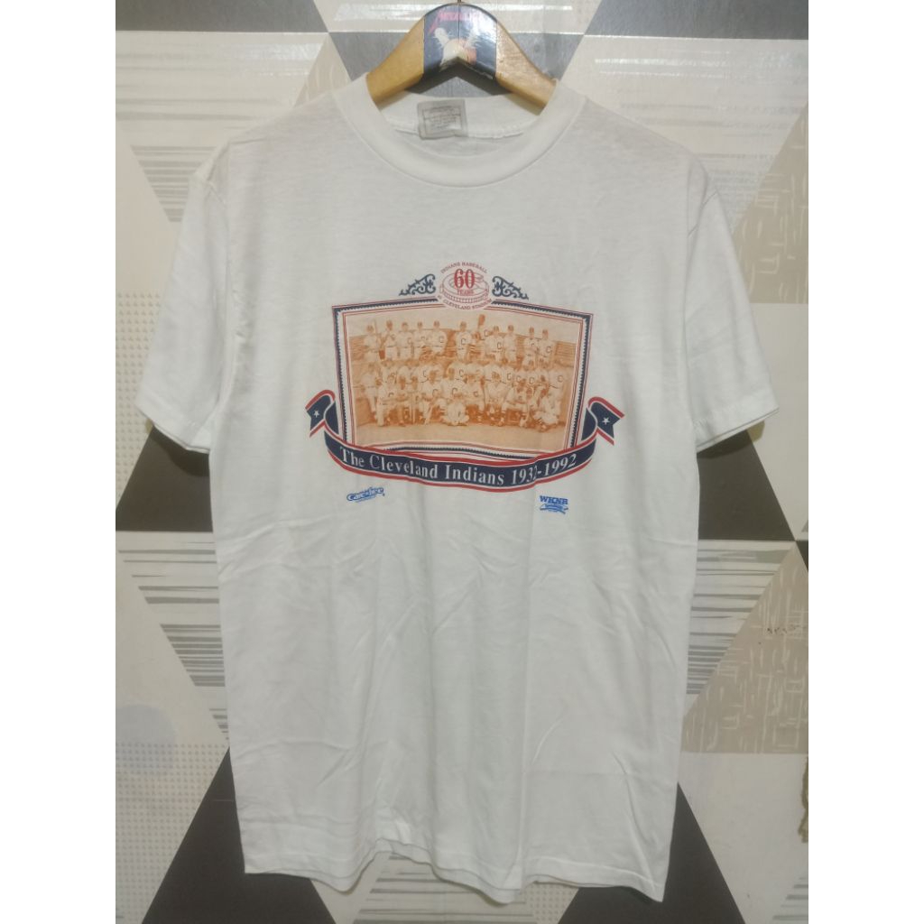 Tshirt Vintage Cleveland Indians 60 Years 1992