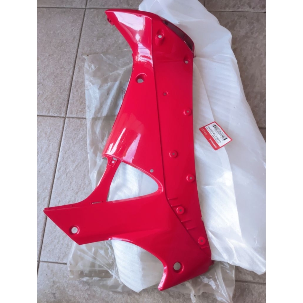 Tebeng sayap legshil dalam Merah kanan Ori Honda Supra X 125