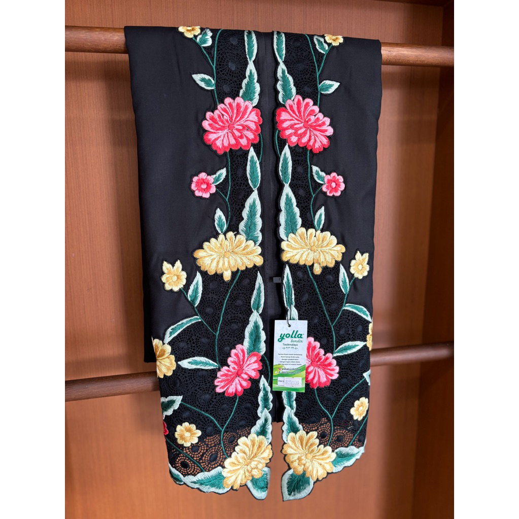 BAHAN KEBAYA BORDIR - MOTIF BUNGA GRADASI