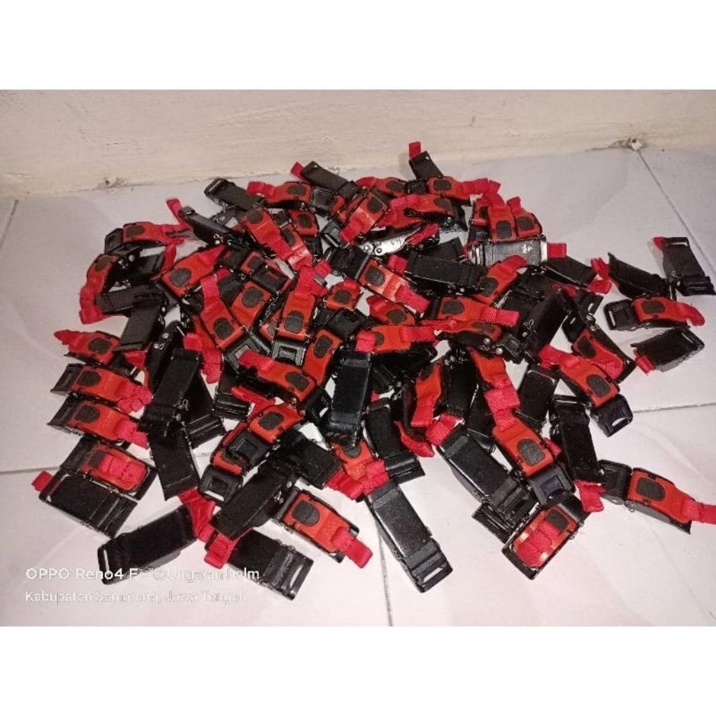 Gesper Helm Model Nhk Pita Merah Microlock / Kancing Helm Nhk Pita Merah