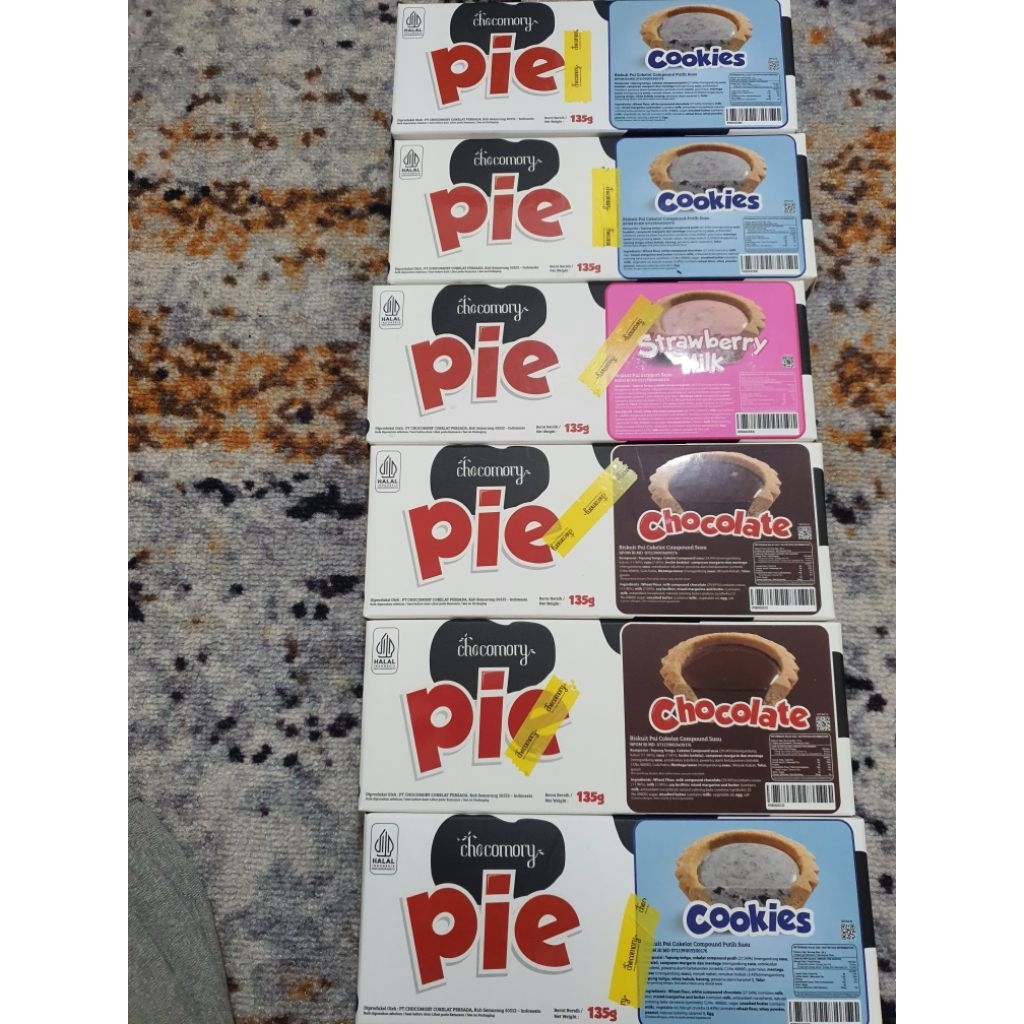 Pie Chocomory coklat strawberry cookies tiramisusu