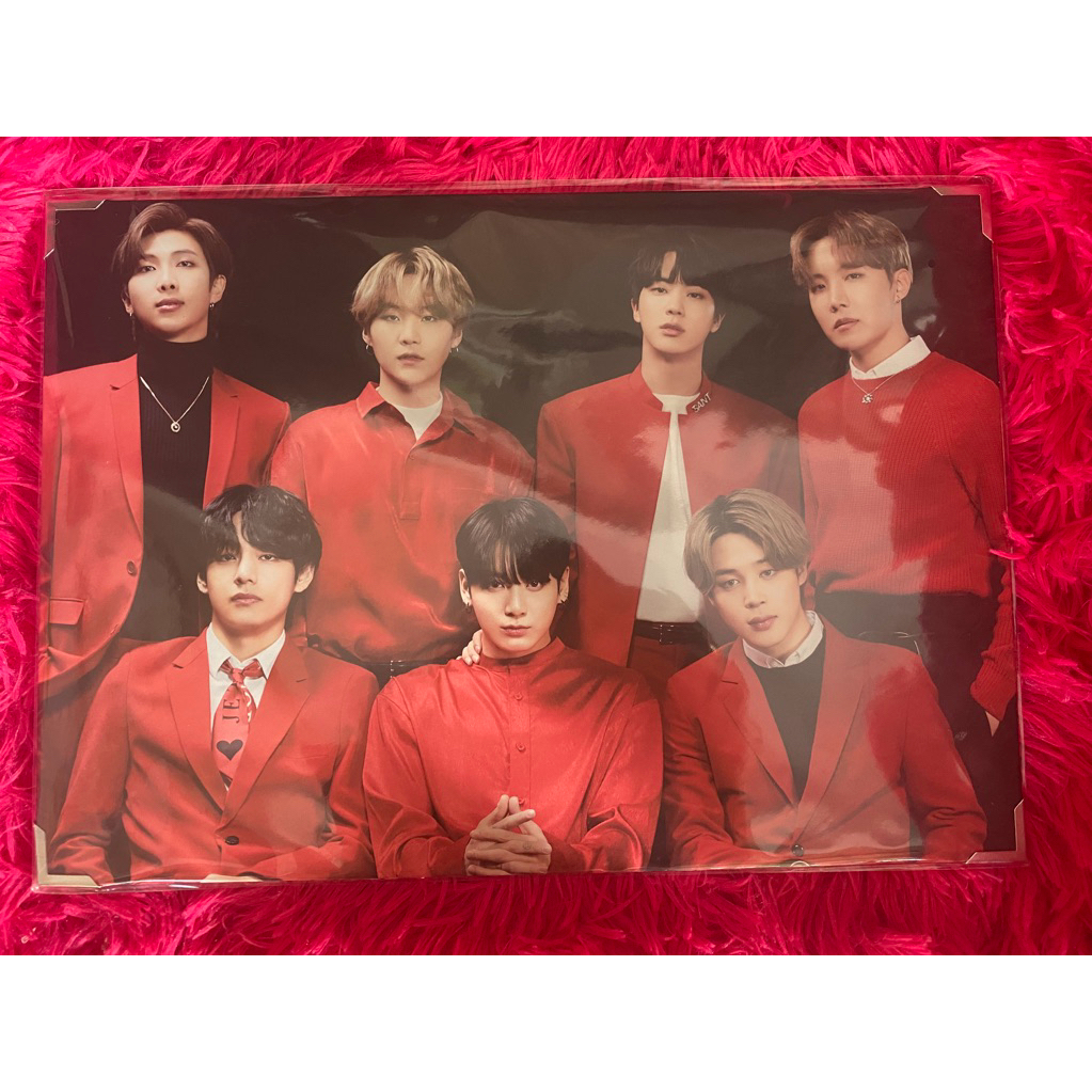 Premium photo BTS MOTS TOUR OFFICIAL