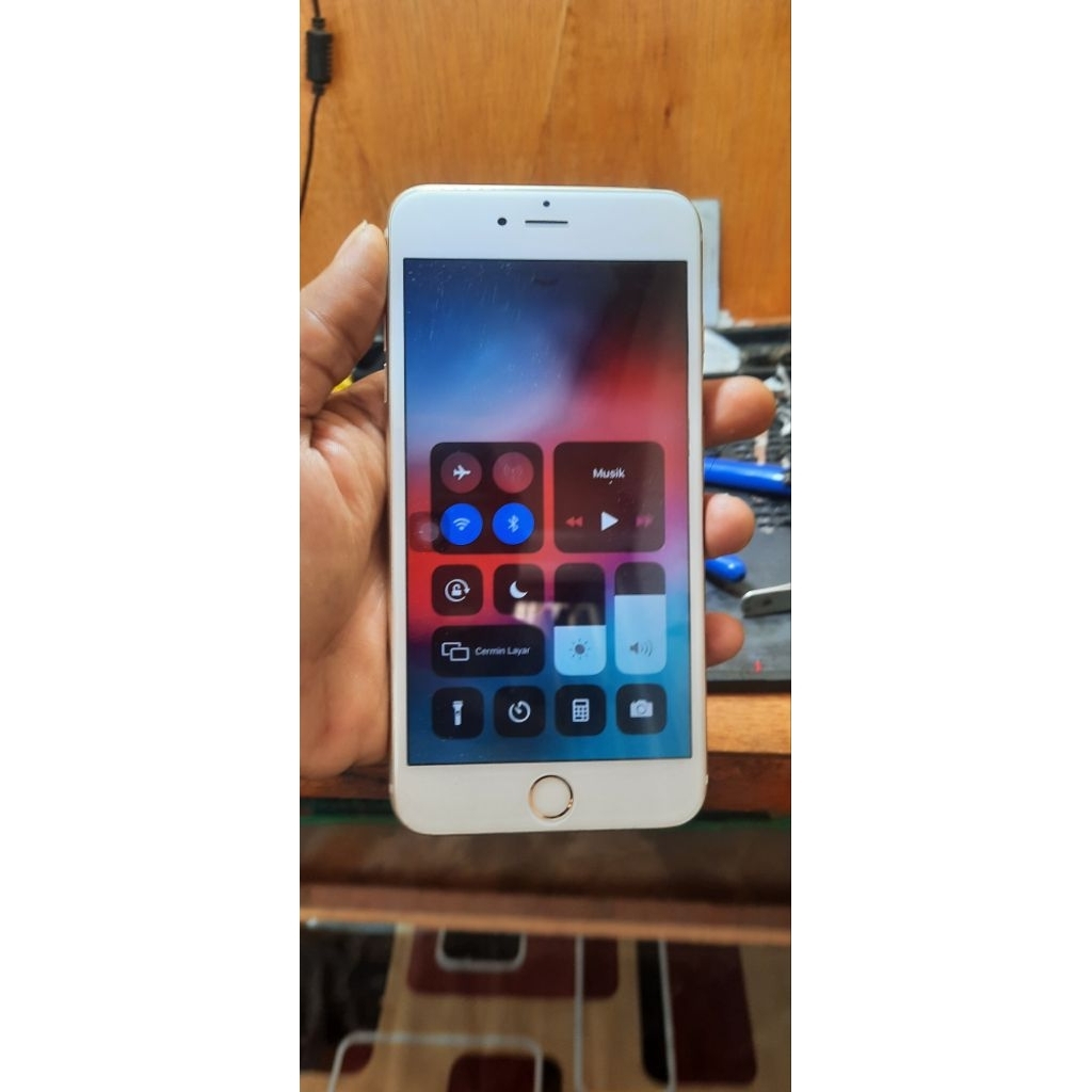 Unit iphone 6 plus icloud kosong nyala normal