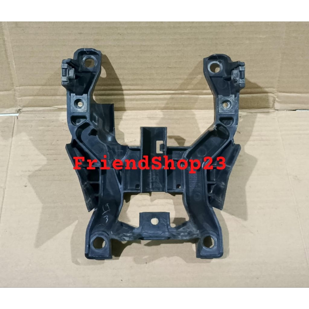 dudukan visor CRF, dudukan cover headlamp CRF 150L, dudukan batok depan CRF 150L, stay visor CRF 150