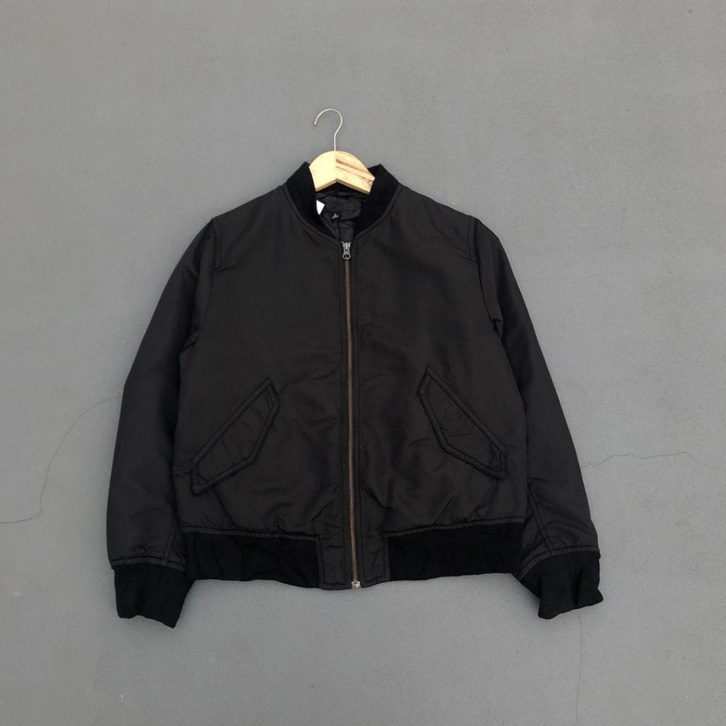 bomber uniqlo