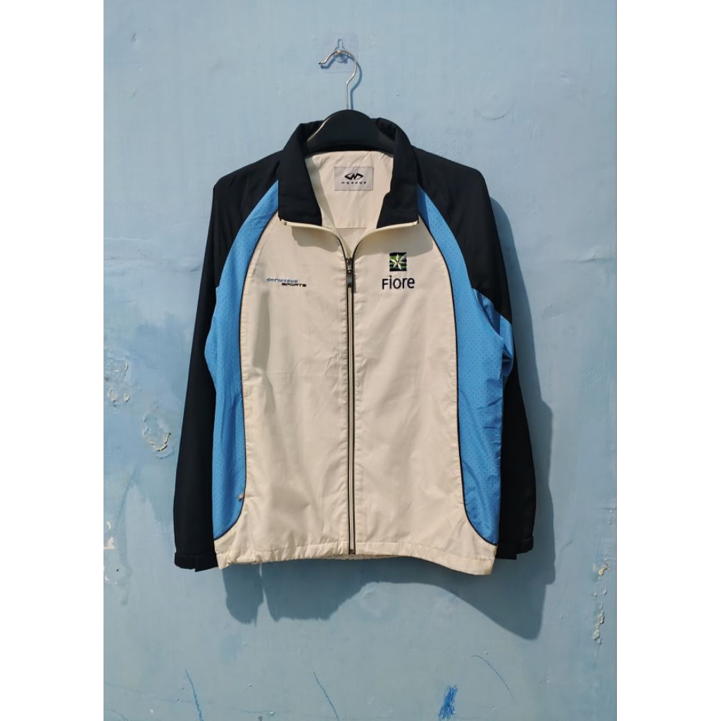 Tracktop Second Brand Unisex Nyxeye Sports ( Mulus Banget )