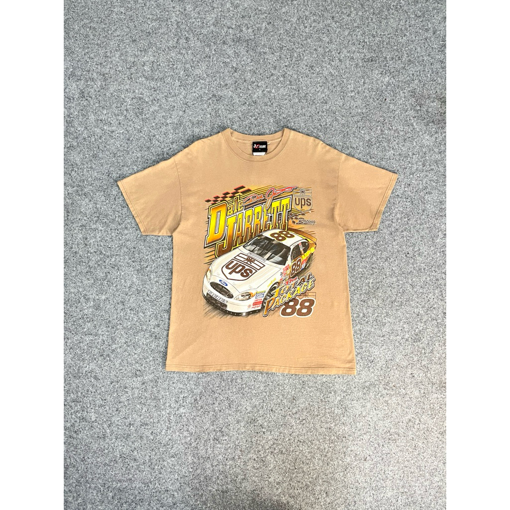 VINTAGE NASCAR DALE JARRETT 88 AOP BROWNS OFFICIAL TAG BY CHASE AUTHENTIC T-SHIRT SECOND