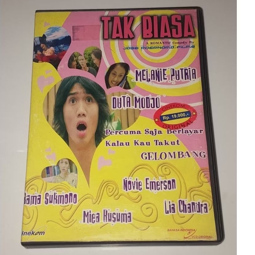 VCD Original Film Tak Biasa (2004)