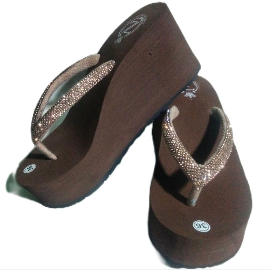 sandal wedges 8cm jepit import