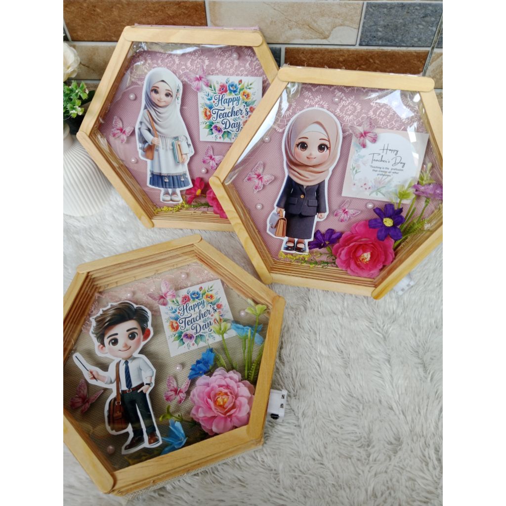 PROMO GIFT HARI GURU frame