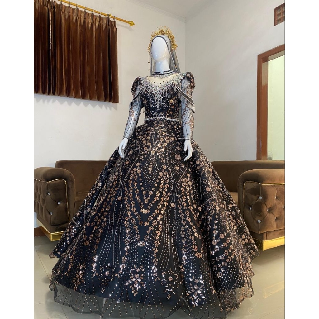 Gaun pengantin hitam luxury