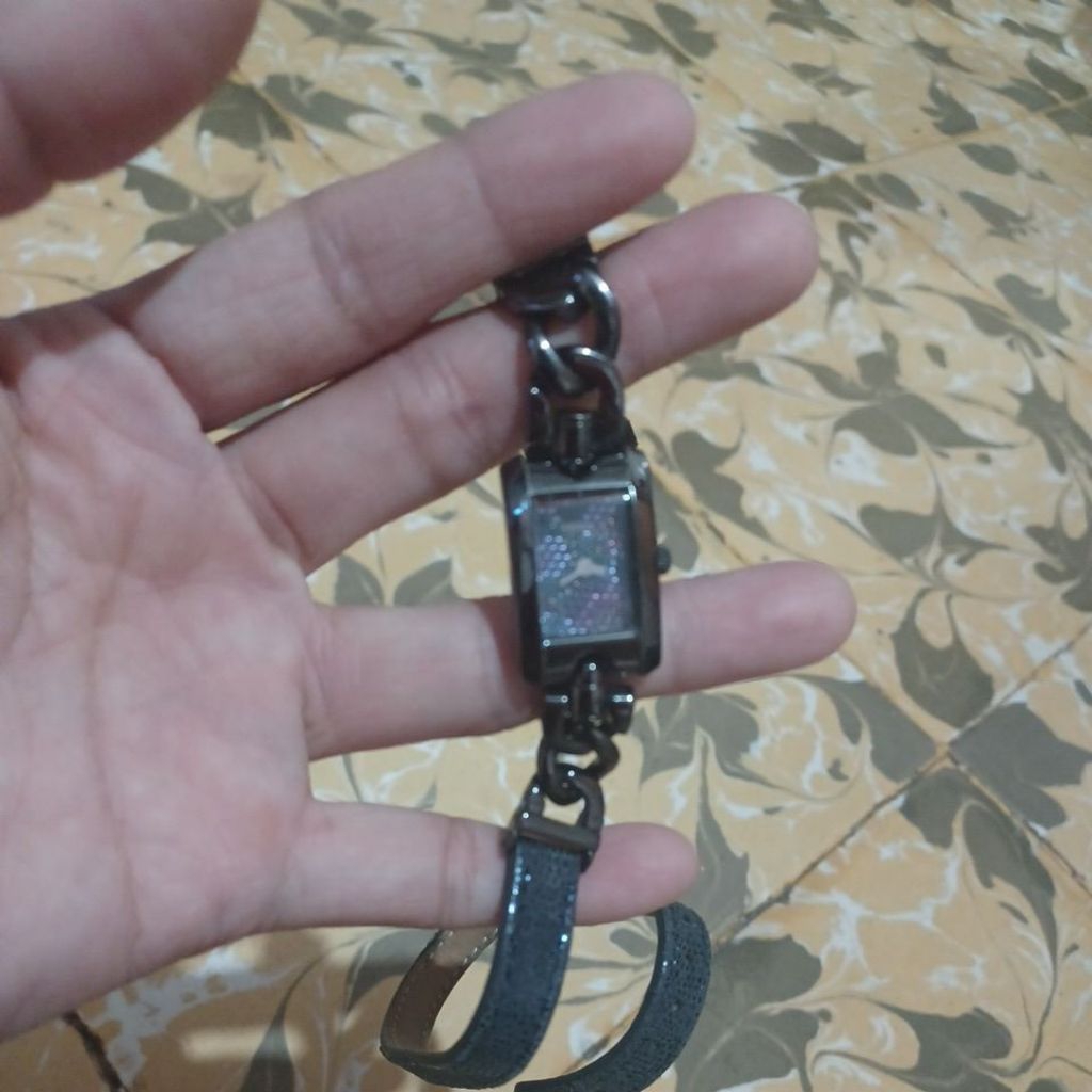 preloved jam guess original