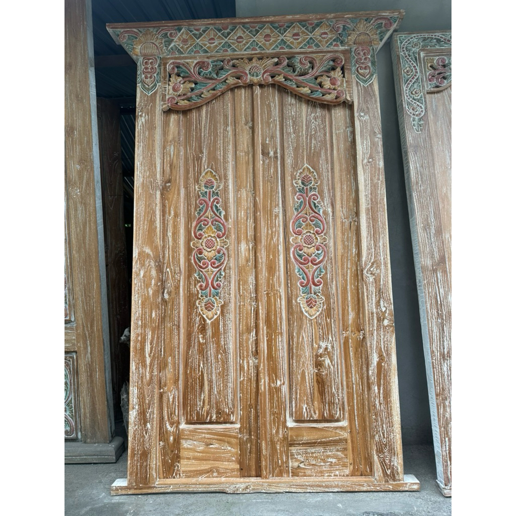 pintu villa bali antik