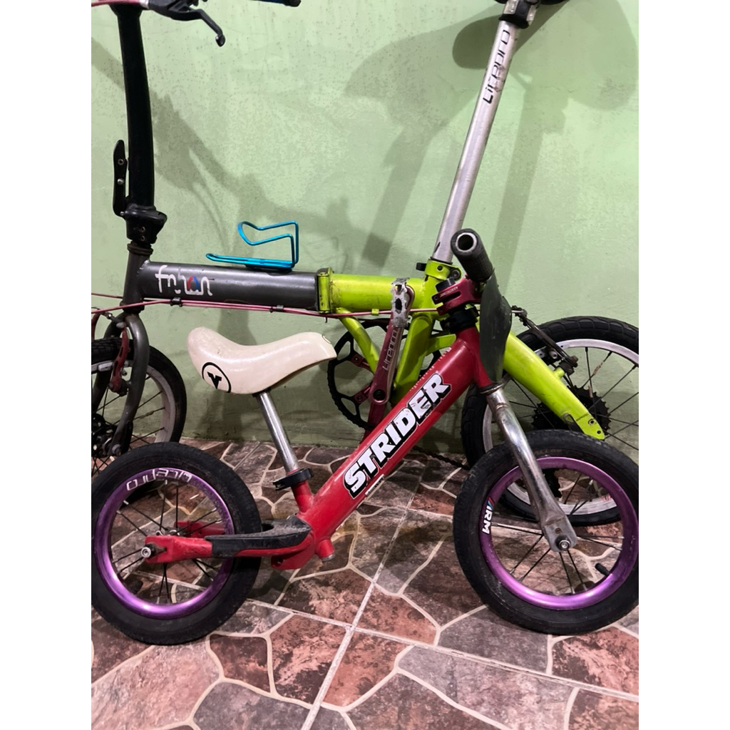 sepeda balance bike strider merah